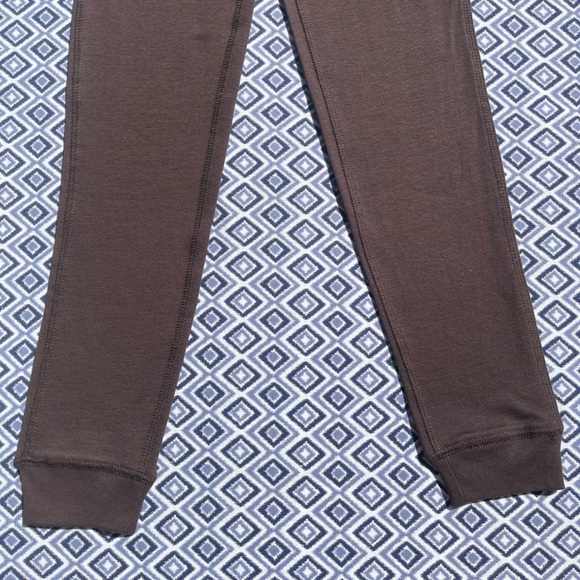 Primary Long-Sleeve PJ Top and Bottoms in Chocolate, Size 6-7, NWT - Picture 6 of 9